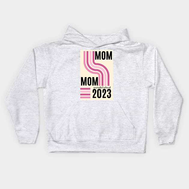 mom established 2023, new mom, mom to be pink girl gender reveal, baby shower retro style Kids Hoodie by KIRBY-Z Studio